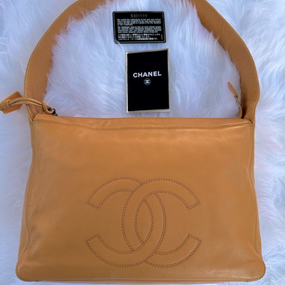 SOLD!!! COA Auth- Vintage Chanel Around 1998 Made “CC” Stitch Logo Charm Shoulde